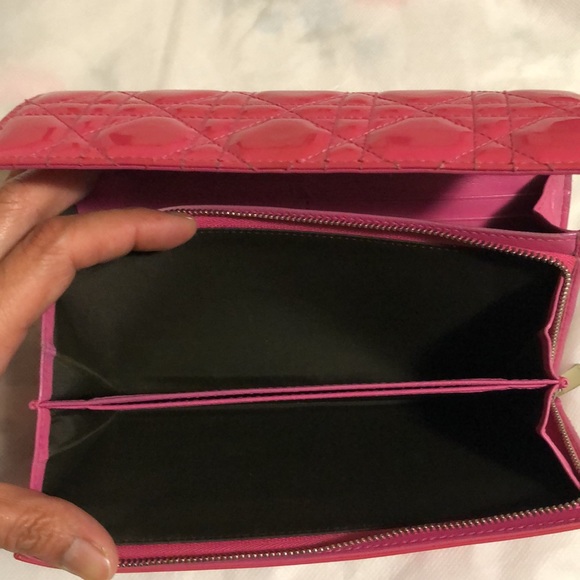 SOLD❤️Authentic 2 way dior wallet. - Picture 10 of 13